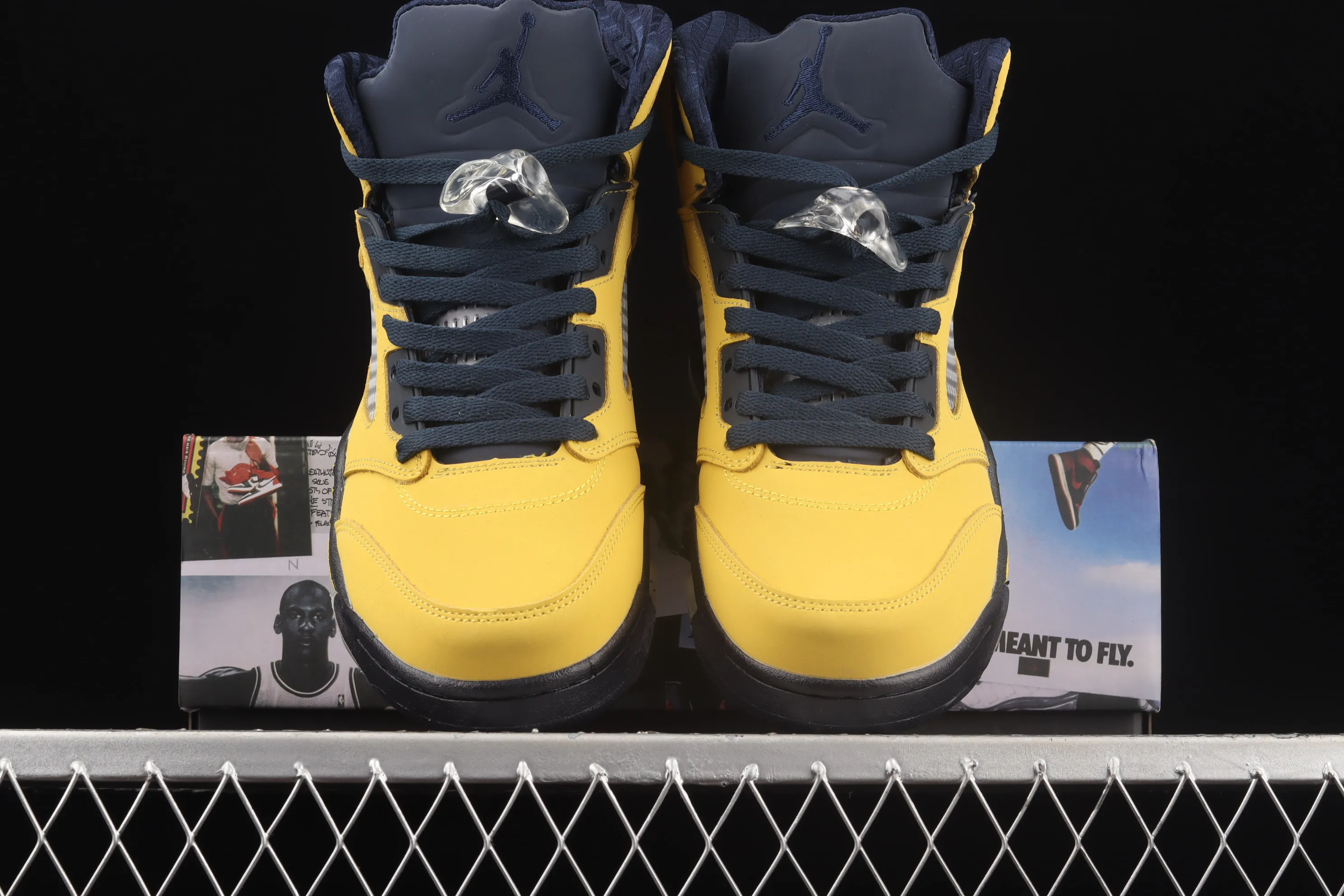 All categories Air Jordan Jordan series basketball shoes Air Jordan 5 Air Jordan 5 Retro SE AJ5 Joe 5 Michigan black and yellow 3M reflective Tokyo limited edition CQ9541-704